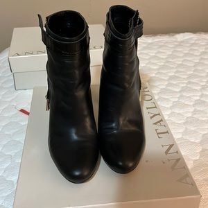Antaylor boots. Size 8M Black